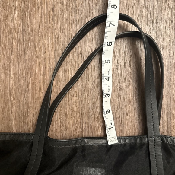 STAUD Black Oversized mesh logo Tote beach bag - Picture 6 of 9